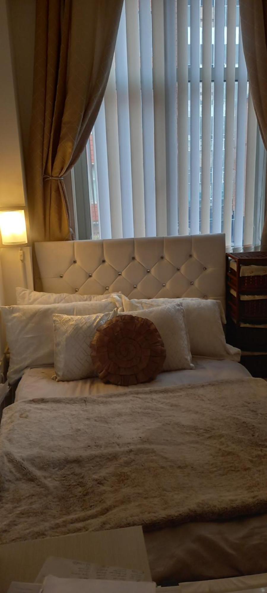 Single In Shared In Centre Homestay Leicester